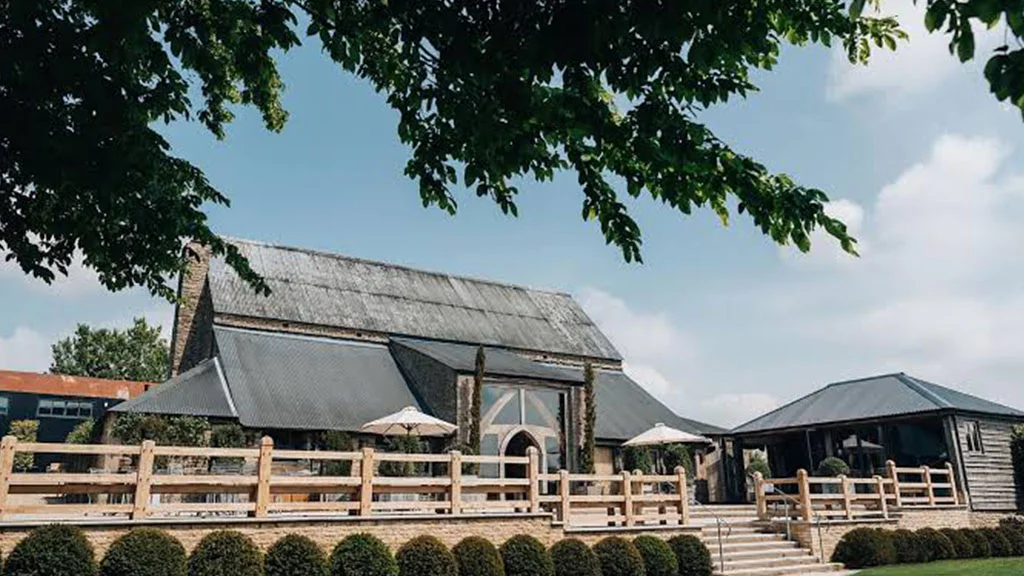 Cripps Barn - Dappa